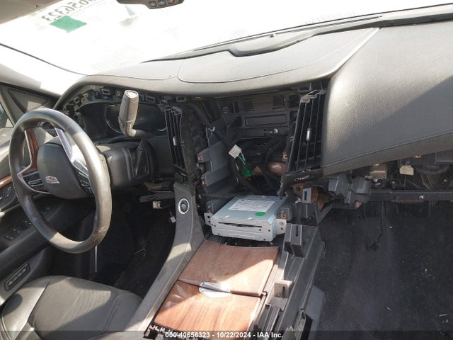 1GYS4BKJ7GR227149 Cadillac Escalade Luxury Collection