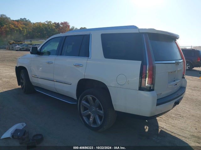 1GYS4BKJ7GR227149 Cadillac Escalade Luxury Collection