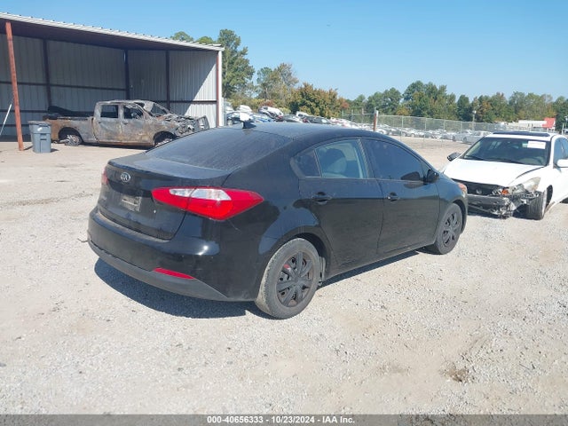 KIA FORTE LX 2015 KNAFK4A69F5376400 Image 4