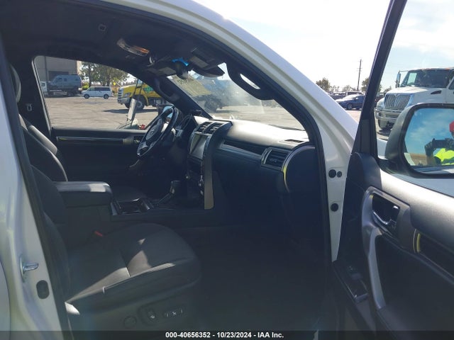 JTJAM7BX6L5246373 Lexus 460 Premium