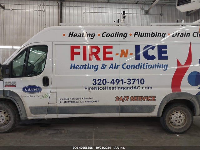 3C6URVJG6JE112074 RAM Promaster 3500 Cargo Van High Roof 159 Wb Ext