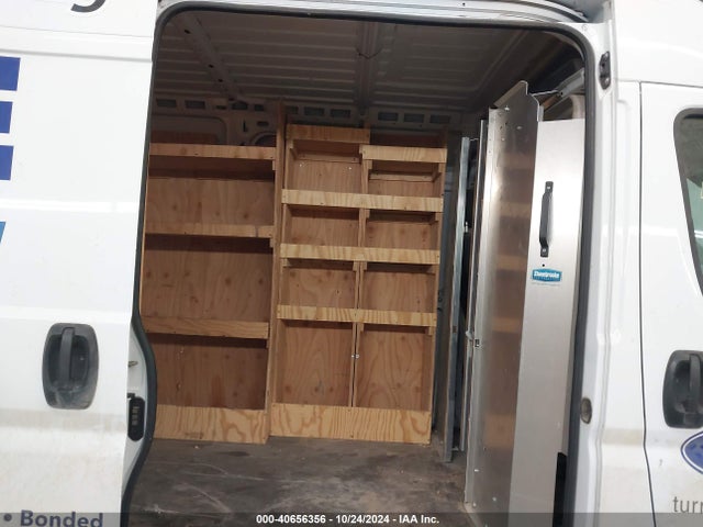 3C6URVJG6JE112074 RAM Promaster 3500 Cargo Van High Roof 159 Wb Ext