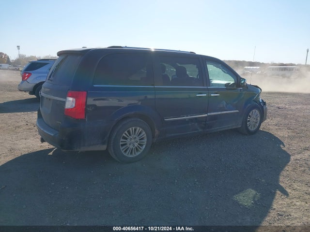2C4RC1GG8ER387756 Chrysler Town & Country Limited