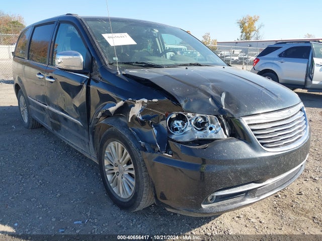 2C4RC1GG8ER387756 Chrysler Town & Country Limited
