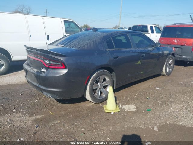 2C3CDXHG7GH215574 Dodge Charger Sxt