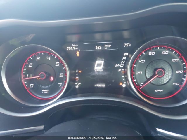 2C3CDXHG7GH215574 Dodge Charger Sxt