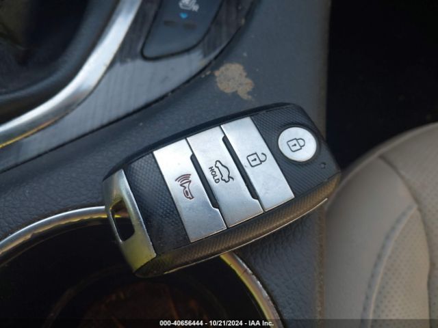 5XXGN4A70FG388678 KIA OPTIMA EX