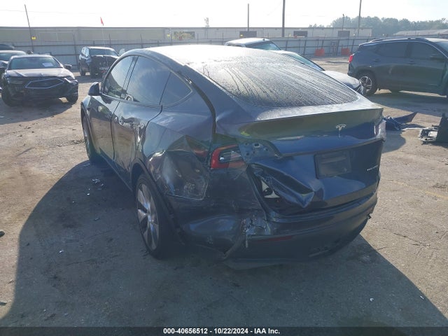 2023 TESLA MODEL Y 7SAYGDEE9PA036680 Photo 2