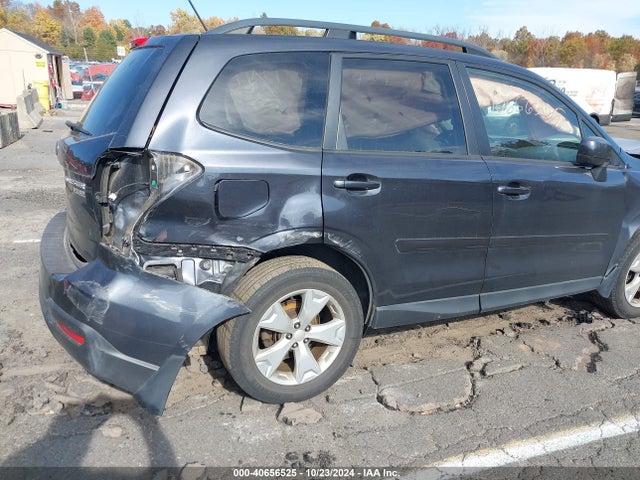Subaru Forester 2.5i Premium 2015 JF2SJADC3FH531592 Image 17