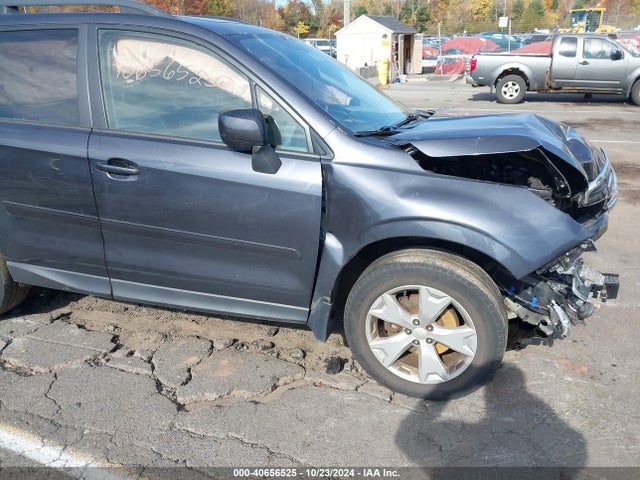 Subaru Forester 2.5i Premium 2015 JF2SJADC3FH531592 Image 18