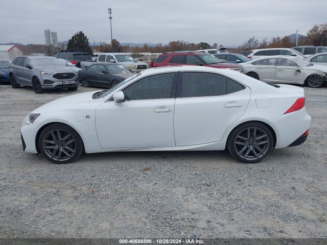 Lexus IS 200T 2017 JTHBA1D28H5047202 Image 14