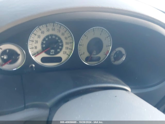 40656669 :رقم المزاد ، 2C8GT54L92R557987 vin ، 2002 Chrysler Town & Country Lxi مزاد بيع