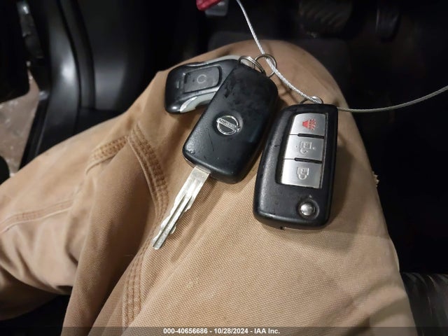 Nissan ROGUE S 2019 5N1AT2MV2KC781680 Image 11