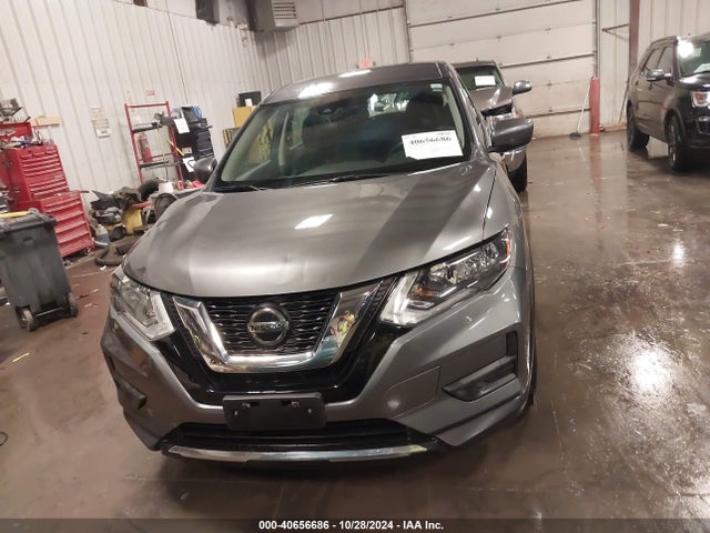 Nissan ROGUE S 2019 5N1AT2MV2KC781680 Image 13
