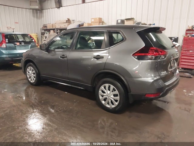 Nissan ROGUE S 2019 5N1AT2MV2KC781680 Image 3