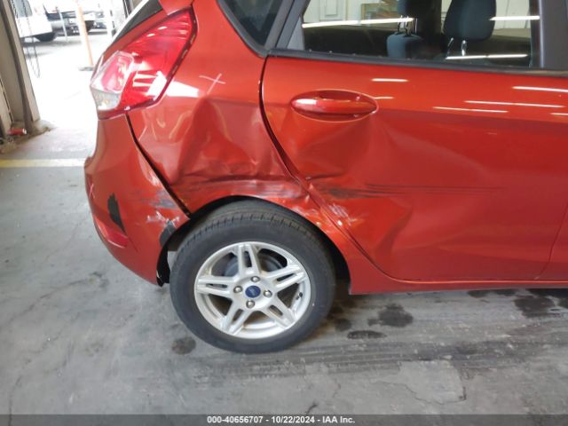 3FADP4EJ9JM115450 Ford FIESTA SE