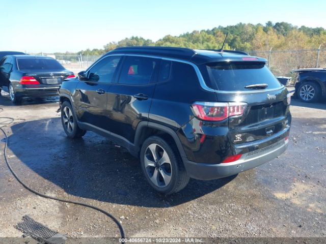 3C4NJCBB3JT186799 Jeep Compass Latitude Fwd