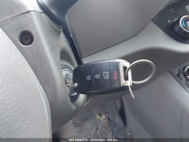 KNDPCCAC4E7644583 KIA Sportage Ex