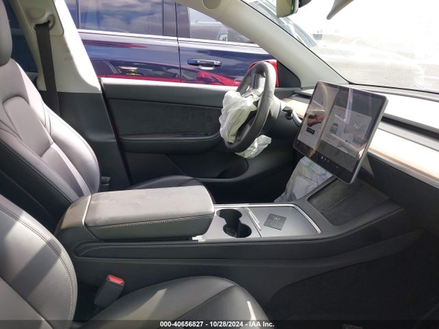 2022 TESLA MODEL Y 7SAYGDEEXNF350824 Photo 4