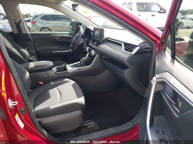 Toyota RAV4 LE 2019 JTMH1RFV1KJ008788 Image 5