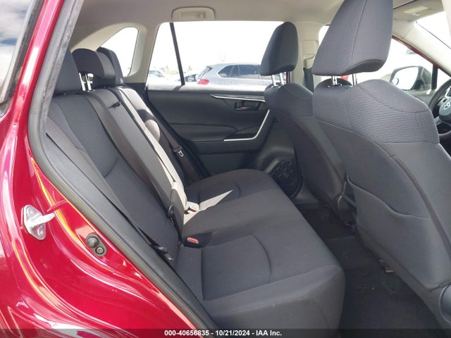 Toyota RAV4 LE 2019 JTMH1RFV1KJ008788 Image 8
