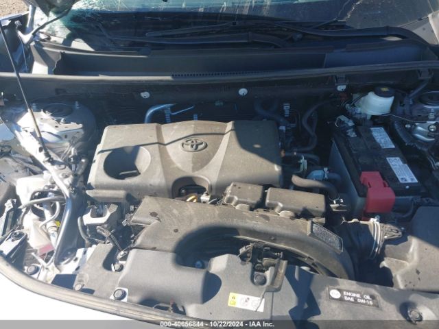 2T3F1RFV2MC220953 Toyota RAV4 LE