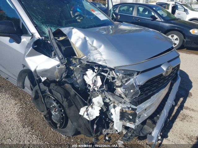 2T3F1RFV2MC220953 Toyota RAV4 LE
