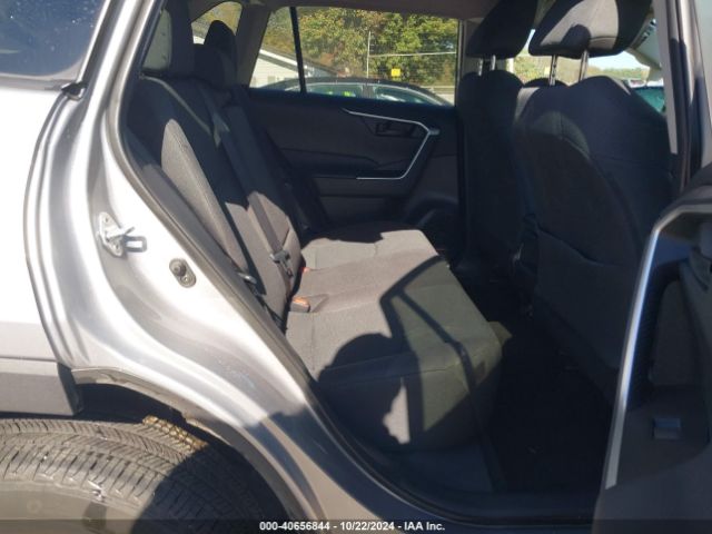 2T3F1RFV2MC220953 Toyota RAV4 LE