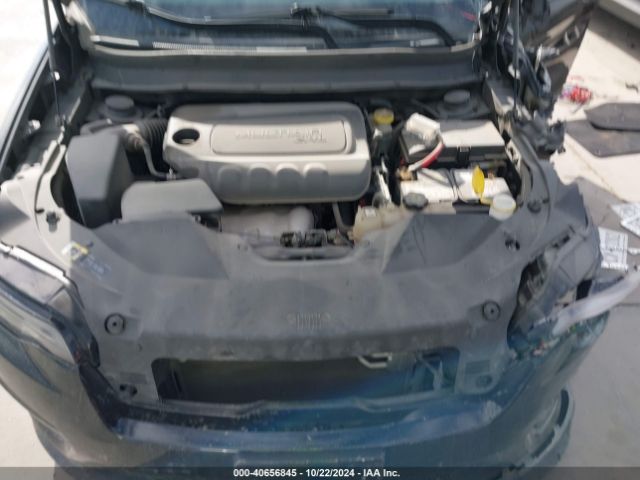 1C4PJLCB0KD357362 Jeep Cherokee Latitude Fwd