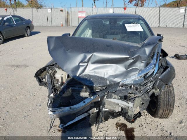 NMTKHMBX2LR105559 Toyota C-HR LE