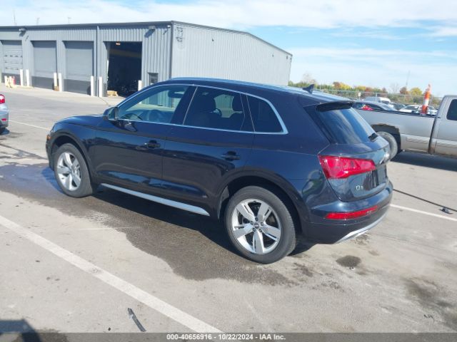 WA1CNAFY7K2047836 Audi Q5 45 Premium