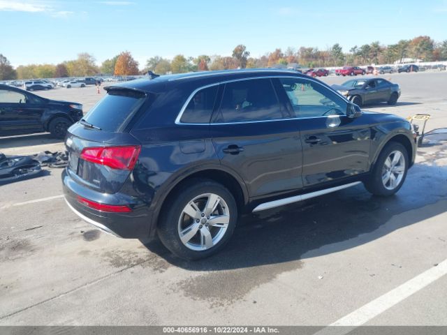 WA1CNAFY7K2047836 Audi Q5 45 Premium