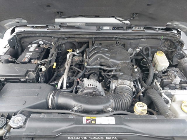 1C4BJWEG2EL110813 Jeep Wrangler Unlimited Sahara