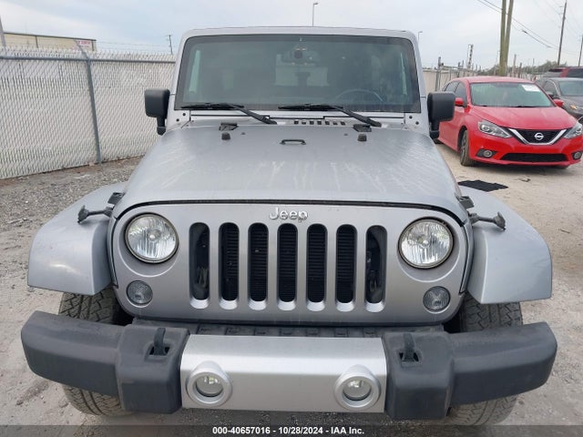 1C4BJWEG2EL110813 Jeep Wrangler Unlimited Sahara