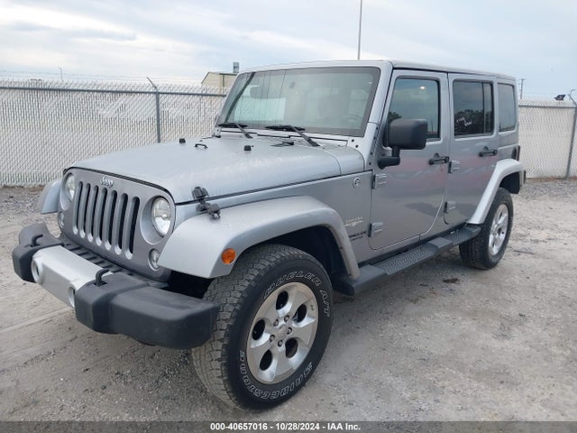 1C4BJWEG2EL110813 Jeep Wrangler Unlimited Sahara