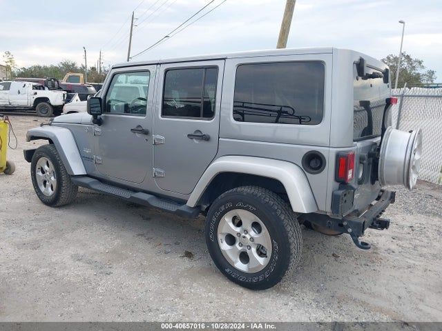 1C4BJWEG2EL110813 Jeep Wrangler Unlimited Sahara