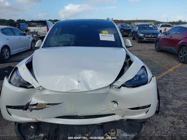 2023 TESLA MODEL Y 7SAYGDED1PF957284 Photo 5