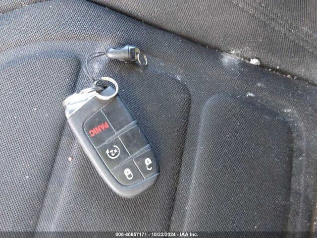 ZACNJDB14NPN90962 Jeep Renegade Latitude 4x4