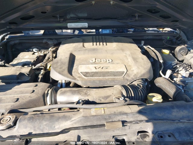 1C4HJWDG1JL890552 Jeep Wrangler Jk Unlimited Sport S 4x4