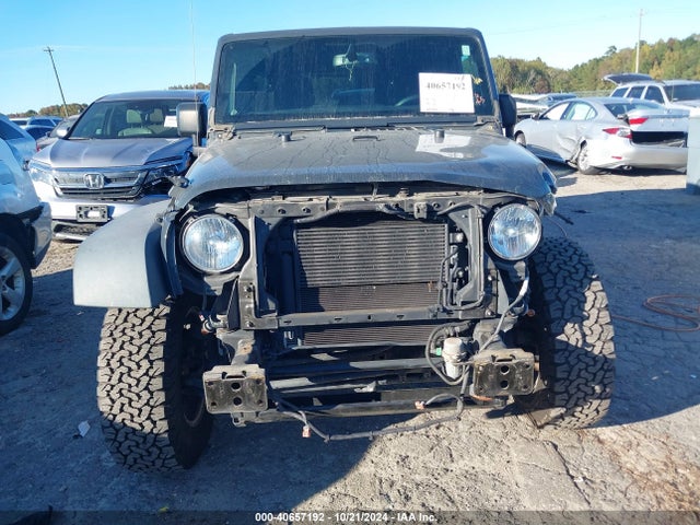 1C4HJWDG1JL890552 Jeep Wrangler Jk Unlimited Sport S 4x4