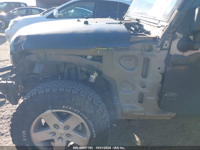 1C4HJWDG1JL890552 Jeep Wrangler Jk Unlimited Sport S 4x4
