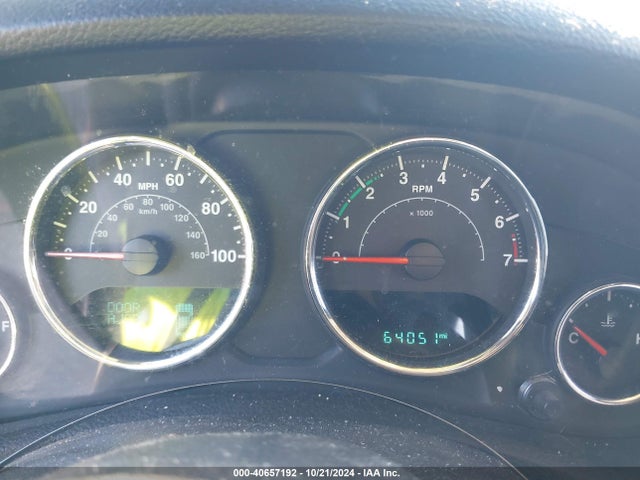 1C4HJWDG1JL890552 Jeep Wrangler Jk Unlimited Sport S 4x4