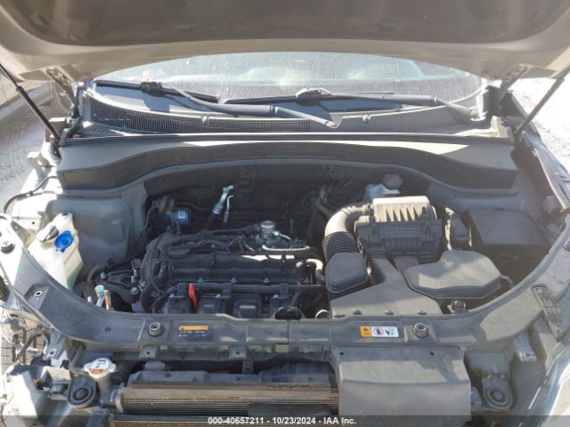 5XYKT3A63FG592839 KIA SORENTO LX