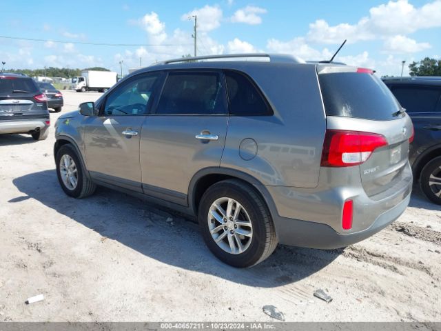 5XYKT3A63FG592839 KIA SORENTO LX