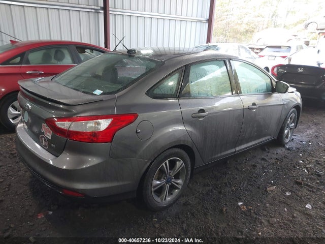 Ford FOCUS SE 2014 1FADP3F23EL291211 Image 4