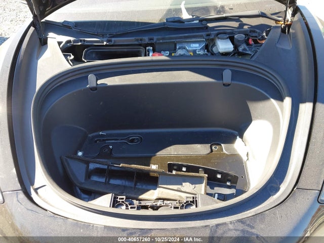 2018 TESLA MODEL 3 5YJ3E1EA9JF152769 Photo 9