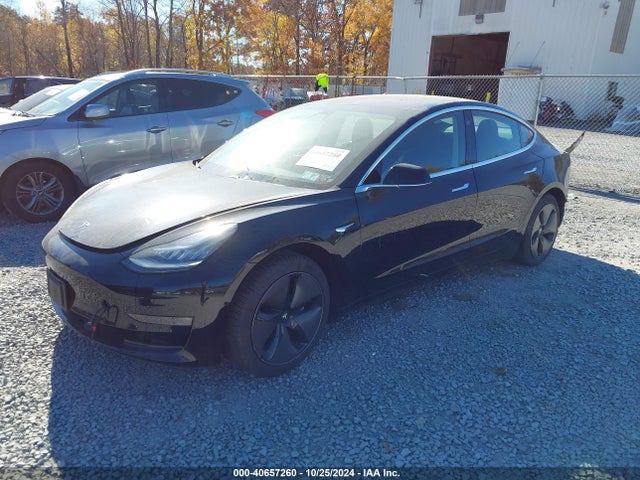 2018 TESLA MODEL 3 5YJ3E1EA9JF152769 Photo 1