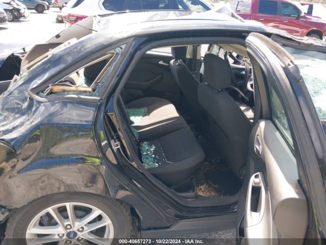 1FADP3F26GL400599 Ford FOCUS SE