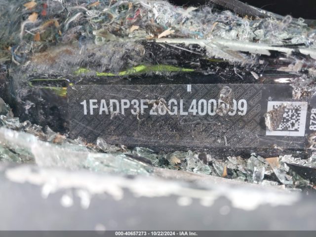 1FADP3F26GL400599 Ford FOCUS SE