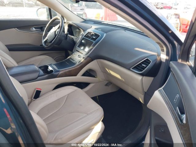 2LMTJ6LR2GBL76456 Lincoln Mkx Reserve